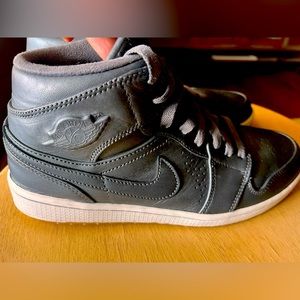 en's Air Jordan 1 Retro High Grey Leather Size 10 SNEAKERS 350102-TYPS. ORIGINAL